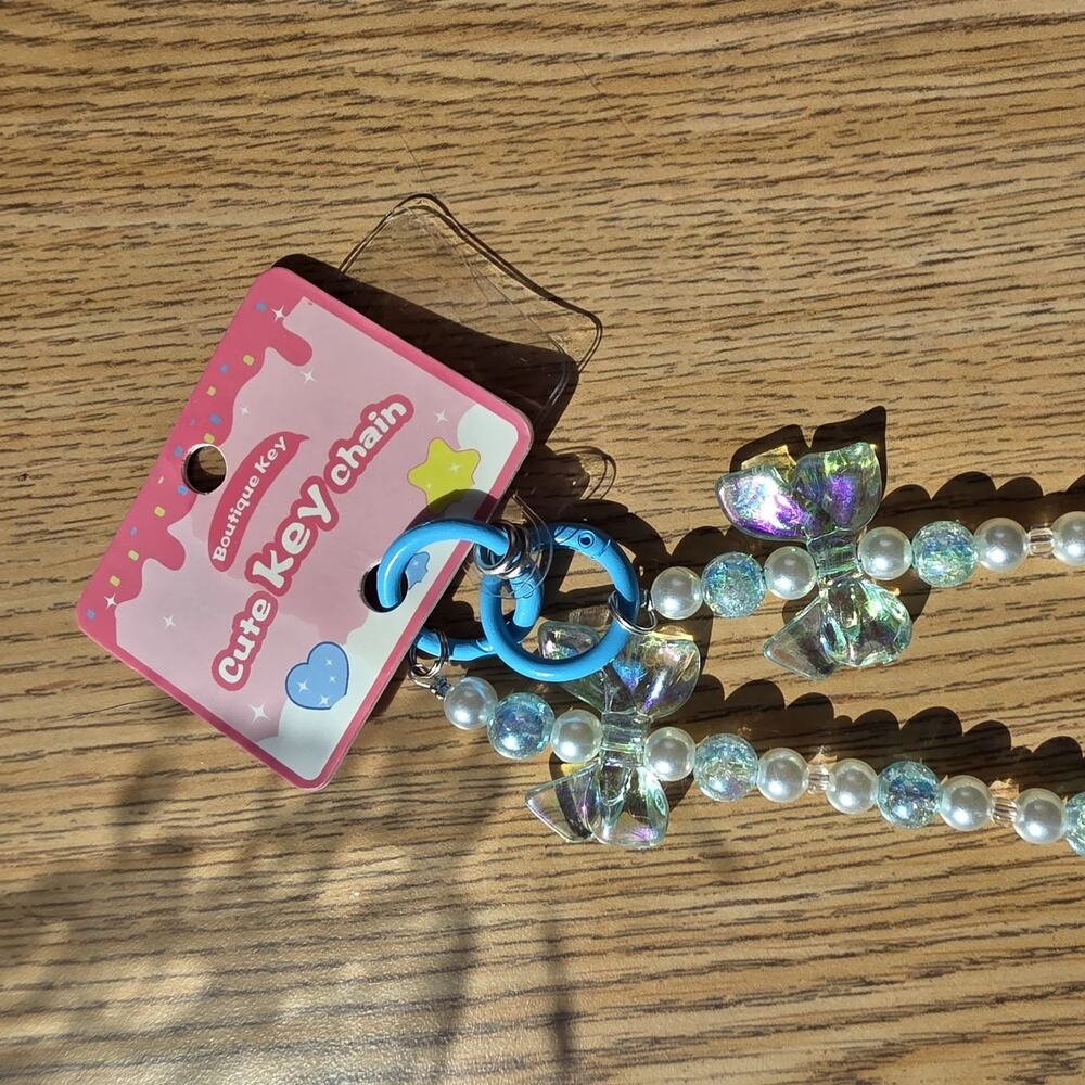 Kawaii Pearl Beaded Phone Charm Crossbody Strap Coquette Bow NWT
